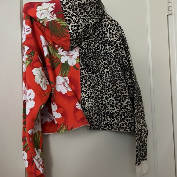 Urban outfitters hoodie size: M - Picture 6 of 8